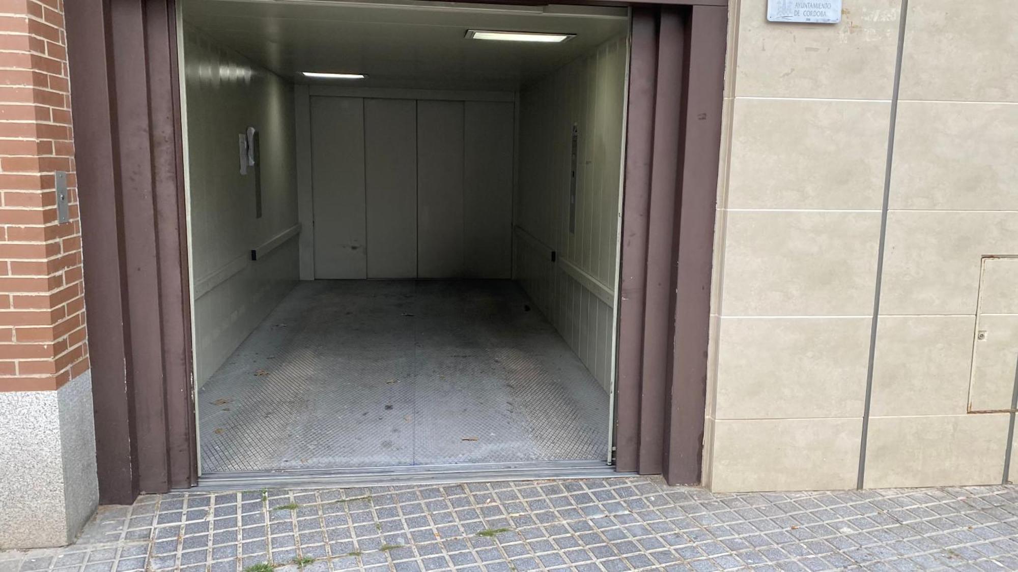 Duplex Junto Al Puente Romano Con Gran Terraza Y Parking Privado Cordoba Dış mekan fotoğraf